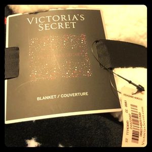 Victoria secrets blanket